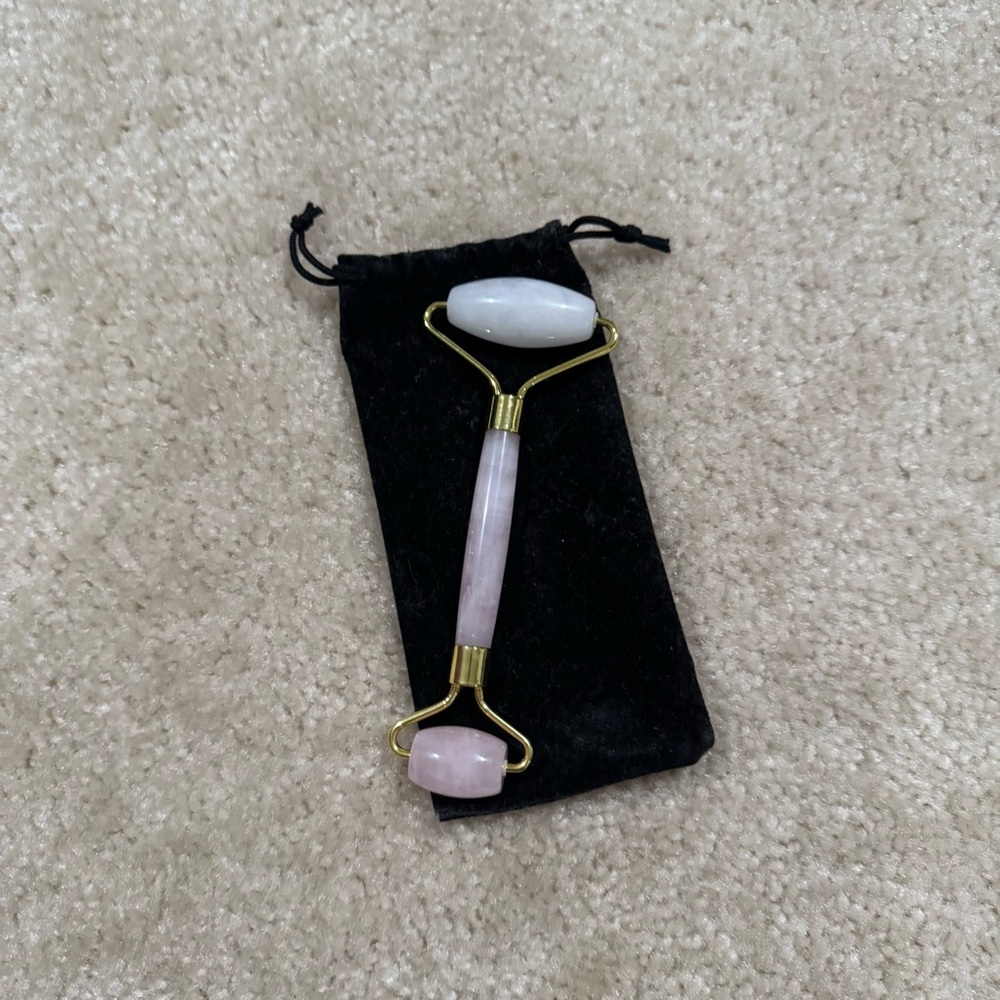 Rose Quartz Facial Roller with Velvet Pouch